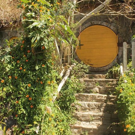 Hotel The Hobbit La Comarca Nueva San Salvador Exteriér fotografie