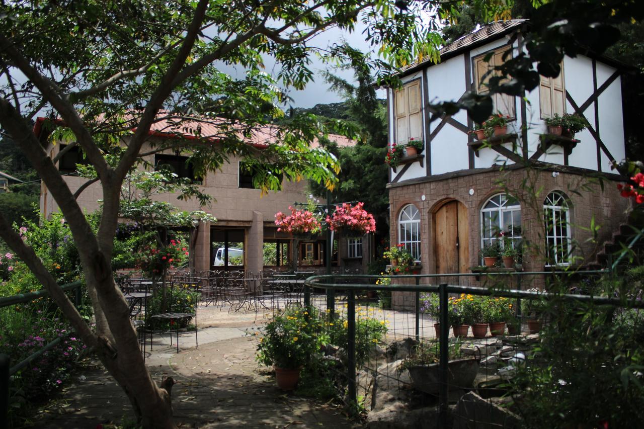 Hotel The Hobbit La Comarca Nueva San Salvador Exteriér fotografie
