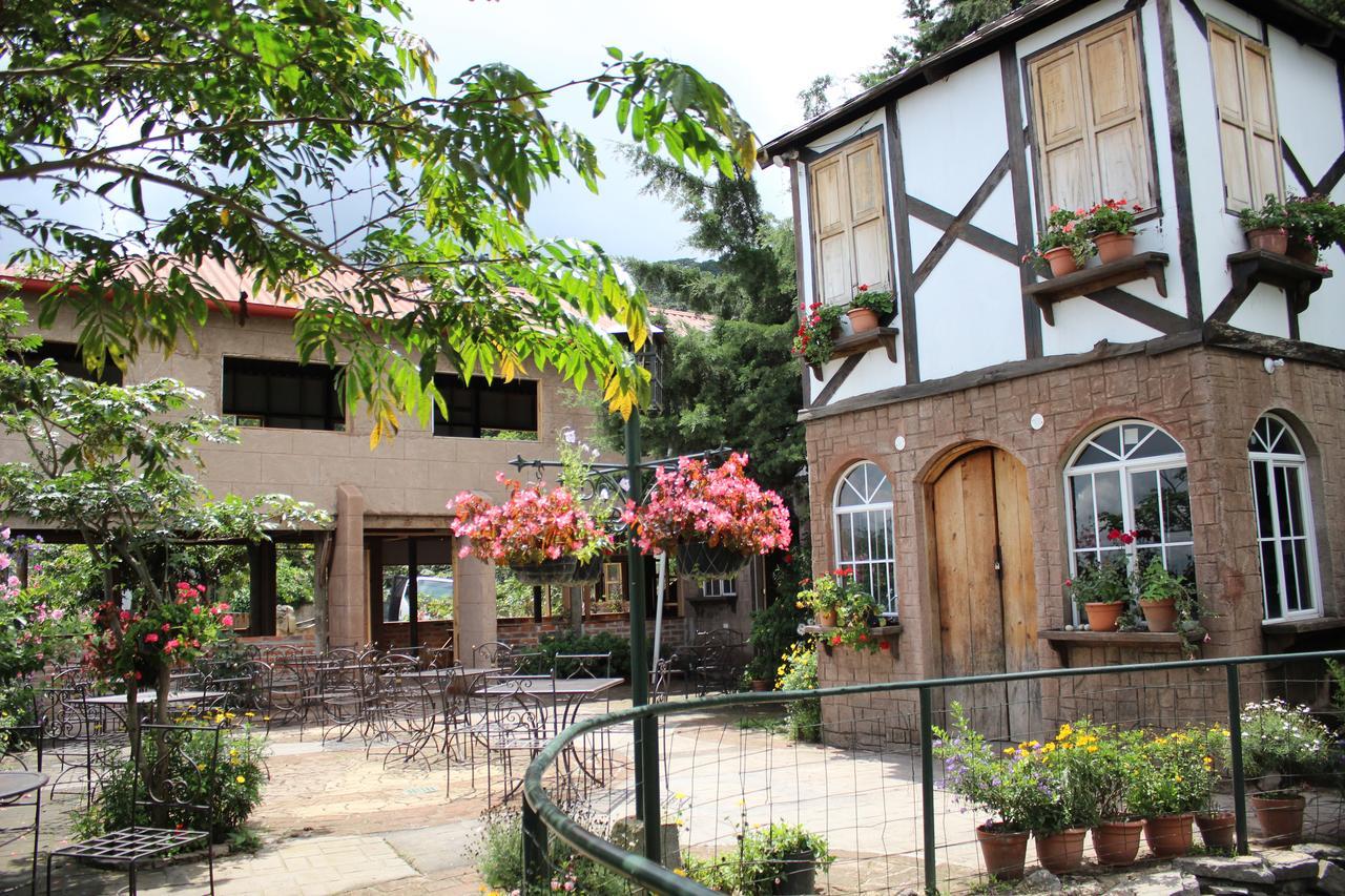 Hotel The Hobbit La Comarca Nueva San Salvador Exteriér fotografie